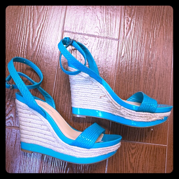 Gianni Bini Shoes - Gianni Bini wedges